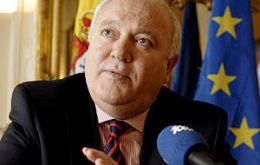 Motarinos: Called EU members to follow US example