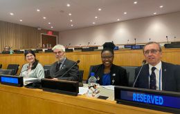 Falklads delegation, MLA Gavin Short (L) and MLA John Birmingham (R) with Nikki Wilkis and Mavis Chipunza, both Junior Ambassadors’ for the Falkland Islands 