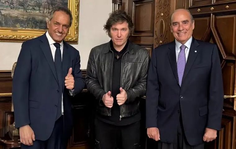 Francos made the announcement on social media and posted a picture of himself together with Milei and Scioli